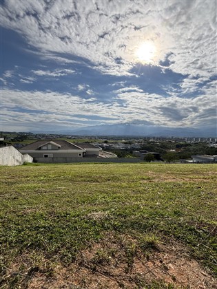 Terreno à Venda