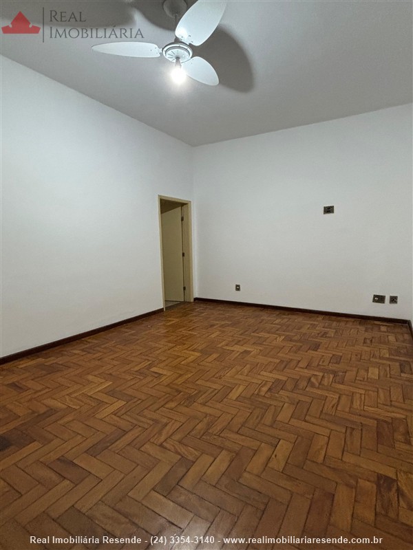 Casa comercial para Alugar no Santa Isabel em Resende