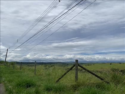 Terreno à Venda