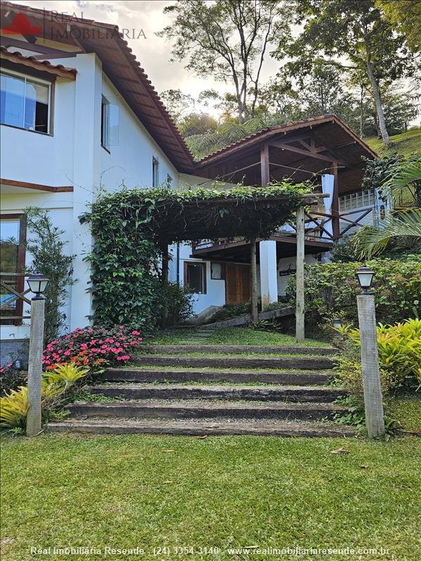 Casa a Venda no Santa Clara em Visconde de Mauá (Resende)