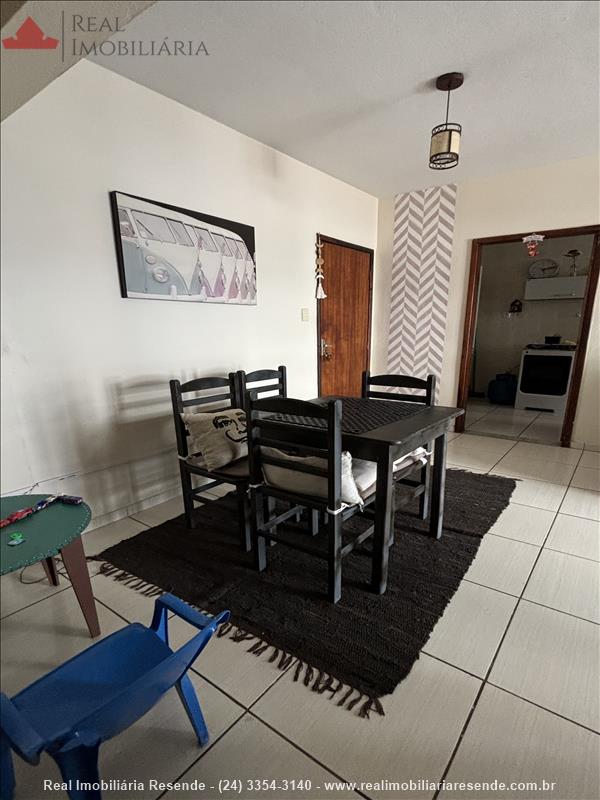 Apartamento a Venda no Comercial em Resende