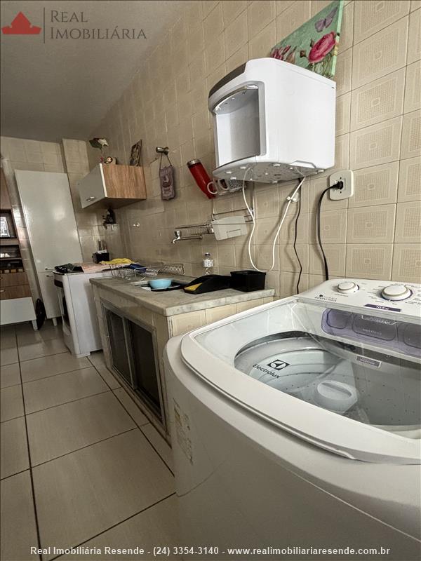 Apartamento a Venda no Comercial em Resende