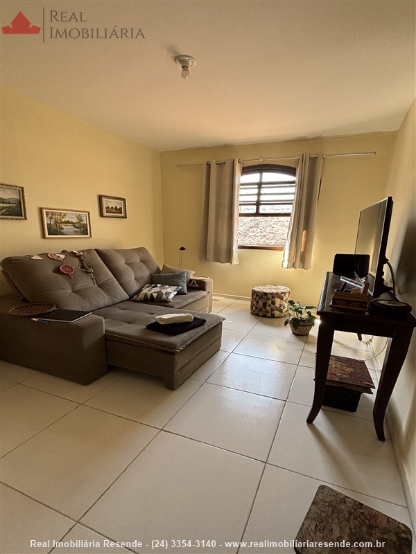Casa a Venda no Jardim Tropical em Resende