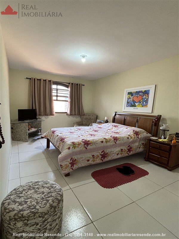 Casa a Venda no Jardim Tropical em Resende