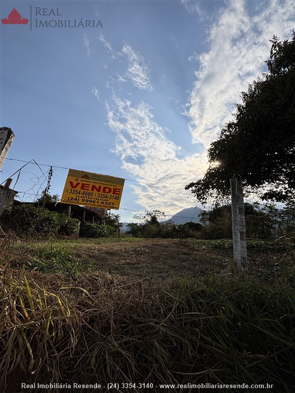 Terreno a Venda no Penedo em Itatiaia