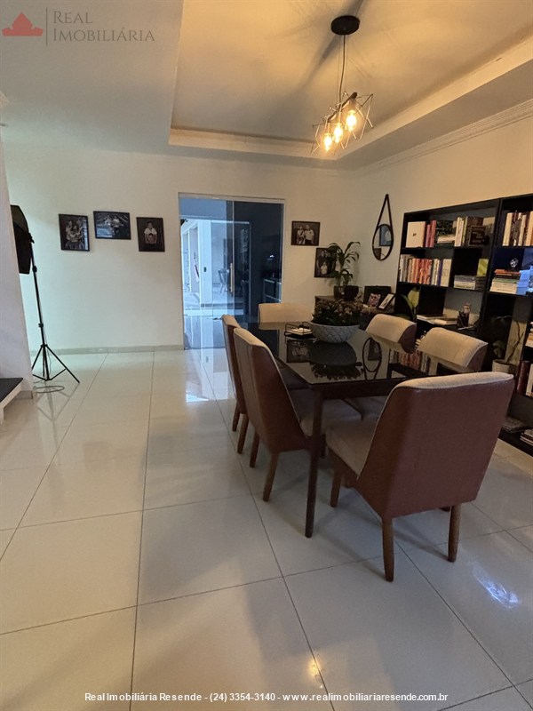 Casa a Venda no Morada da Colina I II III em Resende - Foto do Im�vel