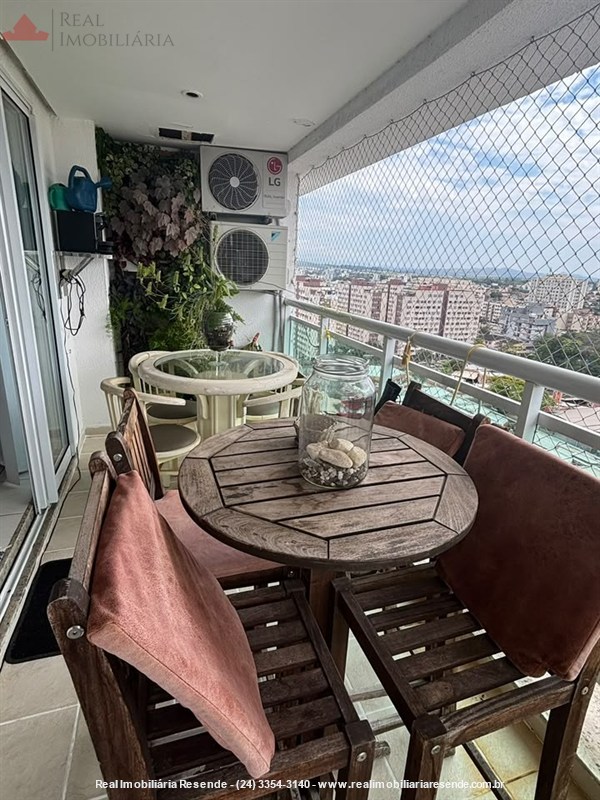 Apartamento a Venda no Comercial em Resende - Foto do Im�vel