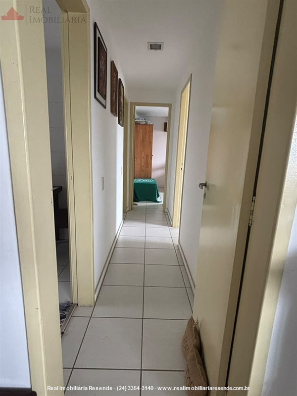 Apartamento a Venda no Comercial em Resende - Foto do Im�vel