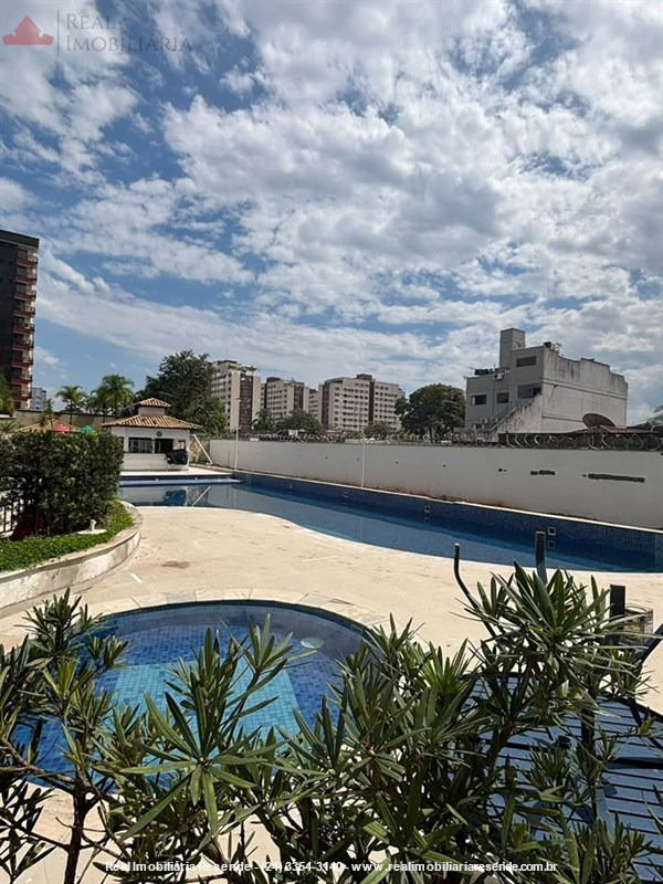 Apartamento a Venda no Comercial em Resende - Foto do Im�vel